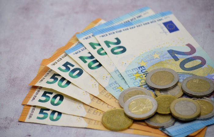 Combien_d_heures_peut_on_travailler_en_retraite_?